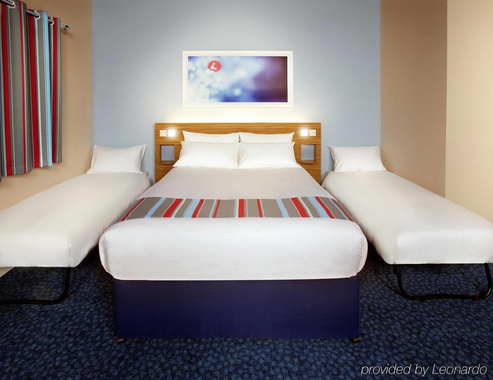 Travelodge Aberdeen Central Justice Mill Lane Kültér fotó