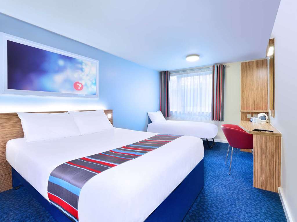 Travelodge Aberdeen Central Justice Mill Lane Szoba fotó